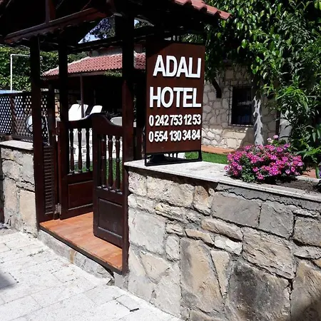 Hotel Adali *